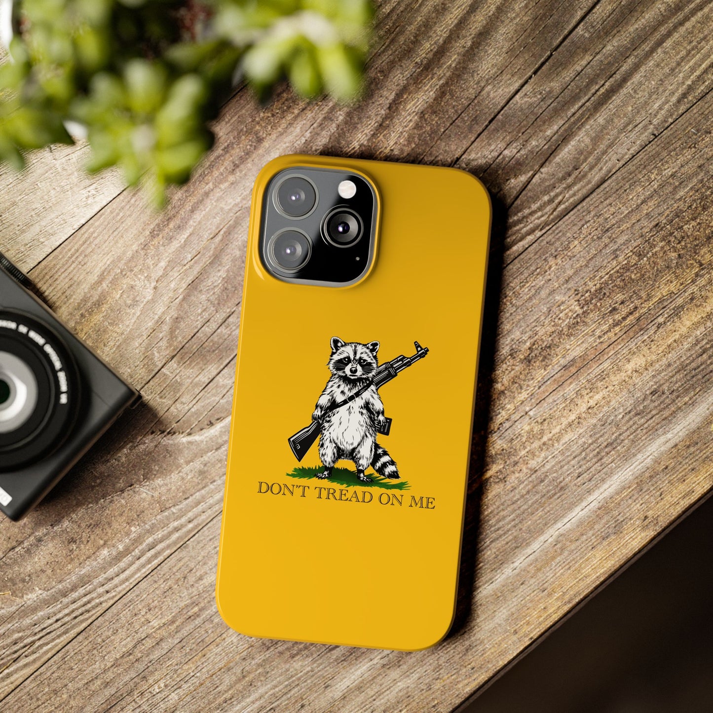 Racoon Freedom Design Slim Phone Case